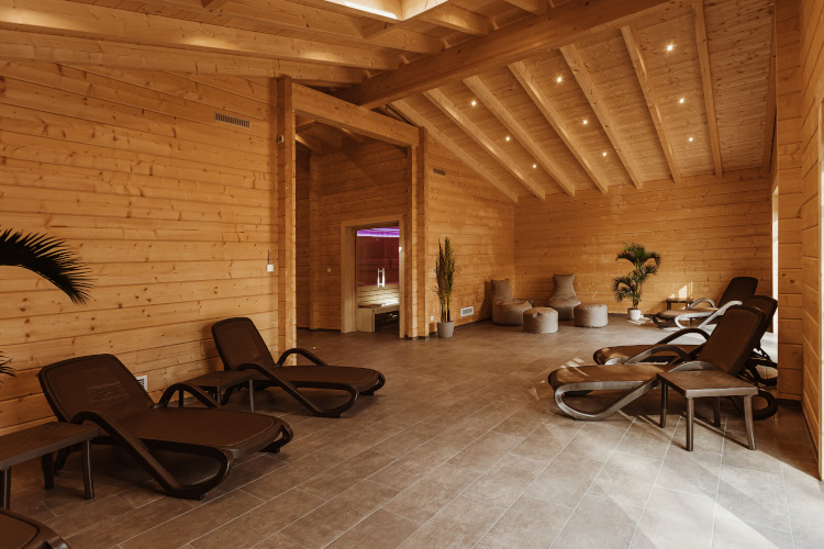 Ruheraum der Sauna im Naturerlebnisdorf