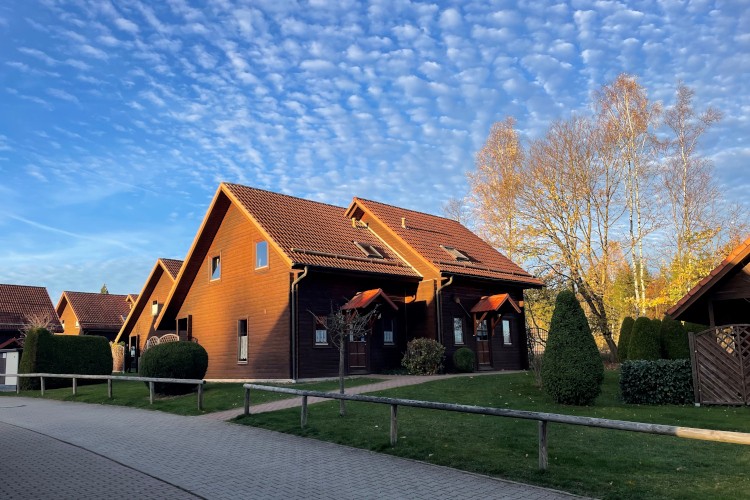 Ferienhäuser im Naturerlebnisdorf Blauvogel Ferienhäuser im Naturerlebnisdorf Blauvogel