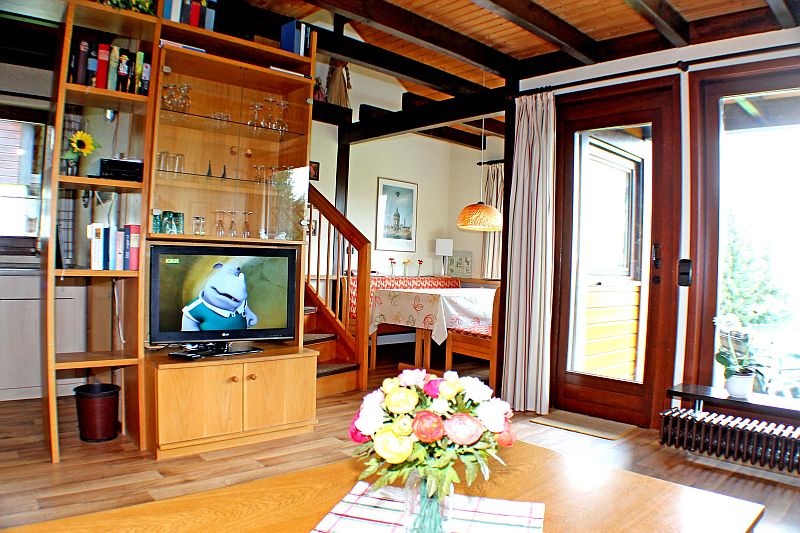 Wohnbereich mit Flachbild-TV